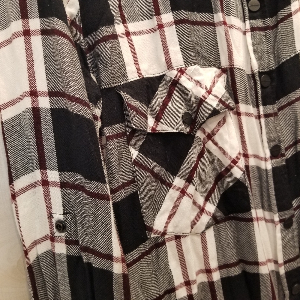 {L} Sanctuary Plaid Button Down Shirt Maroon Black White - Picture 6 of 10